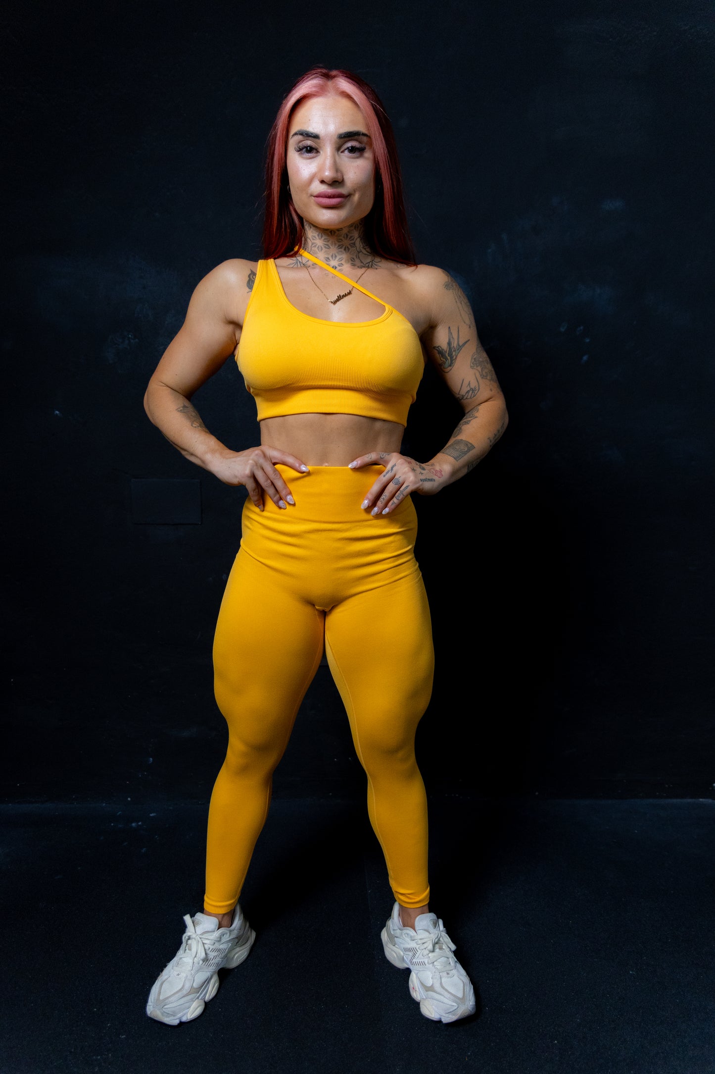 SEAMLESS SET - GLAMM ACTIVEWEAR
