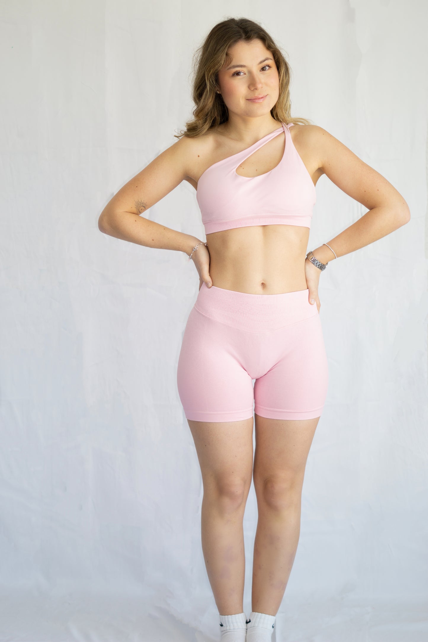 BLUSH SHORT - PINK