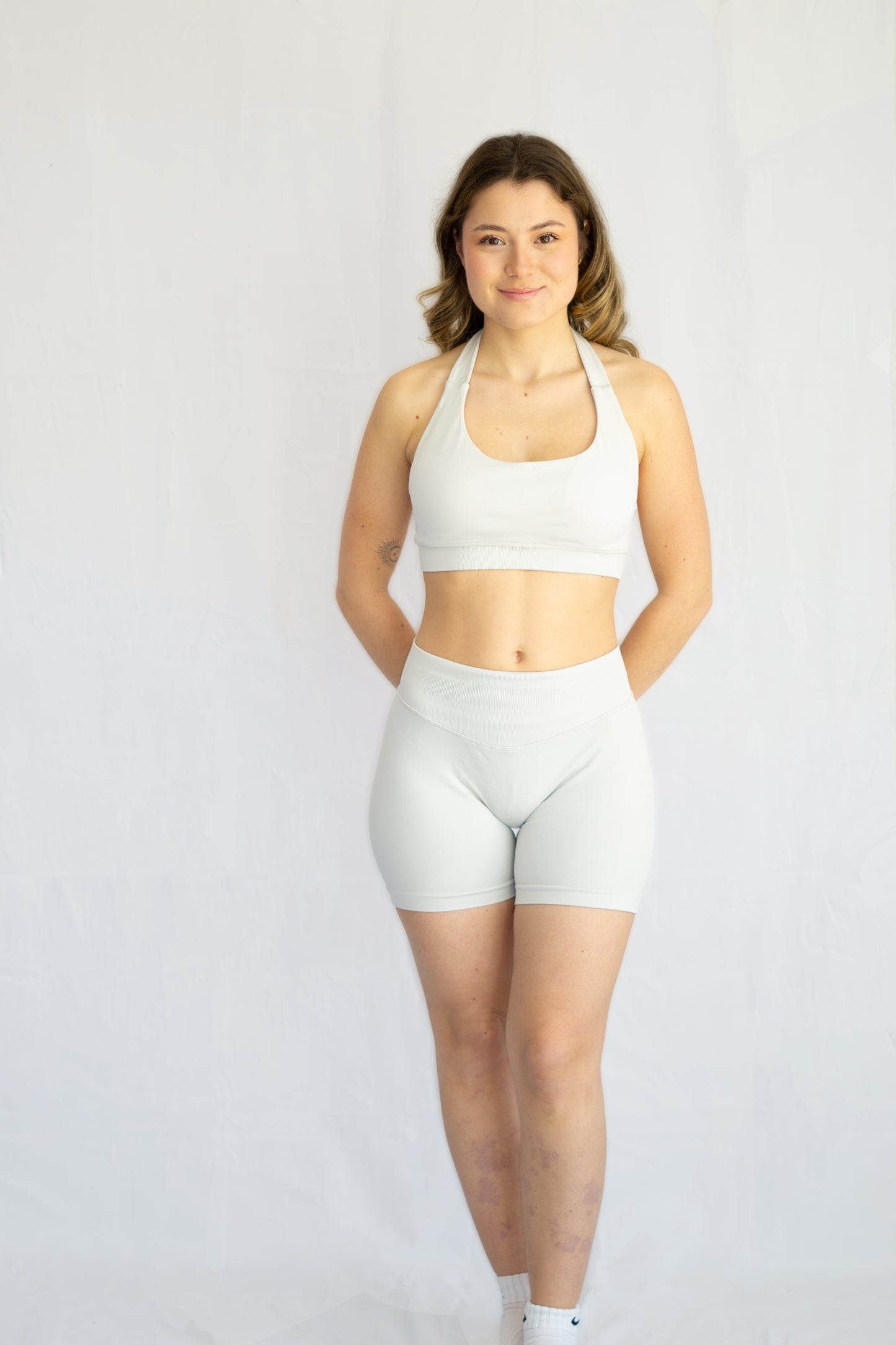 AQUA SHORT - WHITE